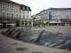 Kassel Königsplatz mit Glasfaserkabel beleuchtete Bronzefiguren und Hohlstrahldüsen 3